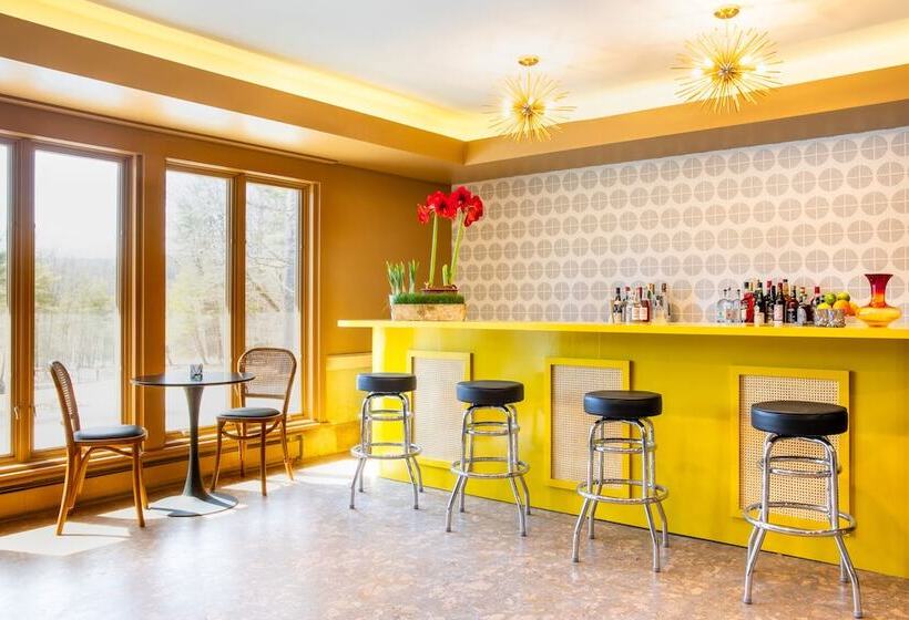 בית מלון כפרי The Darby