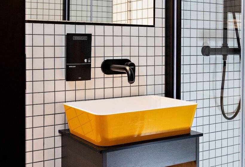 酒店 The Snug Townhouse