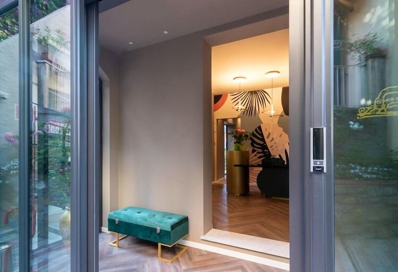 ホテル The Time Home&