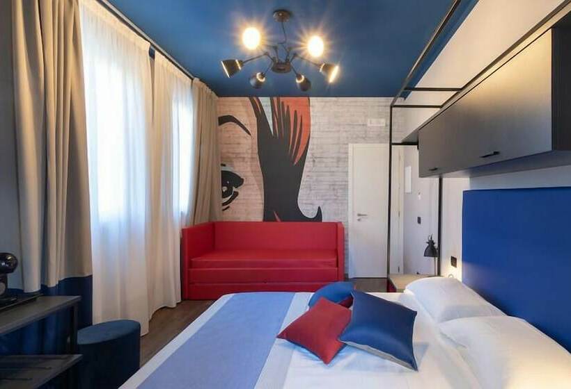 ホテル The Time Home&