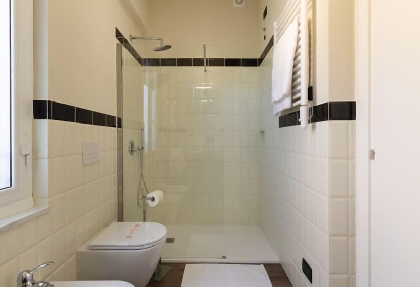 ホテル The Time Home&