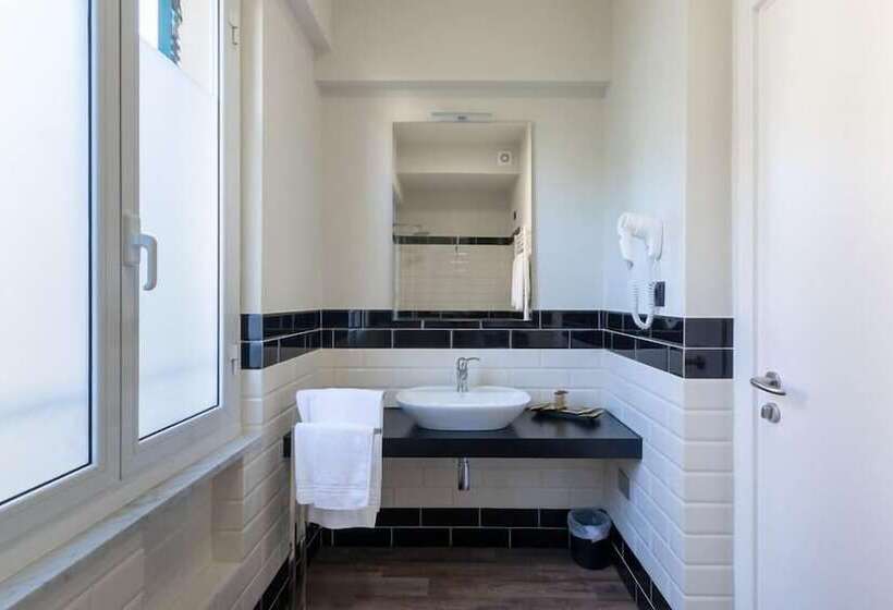 ホテル The Time Home&