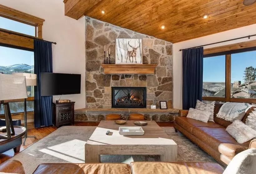 The Lookout 4 Bedrooms Plo 6590 By Kbm