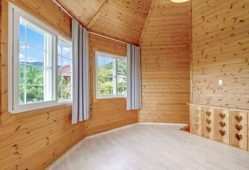 Paju Sugavill Agyeon Dongban Pension