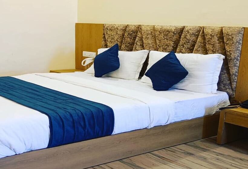 Пансион Fun Park Sanand