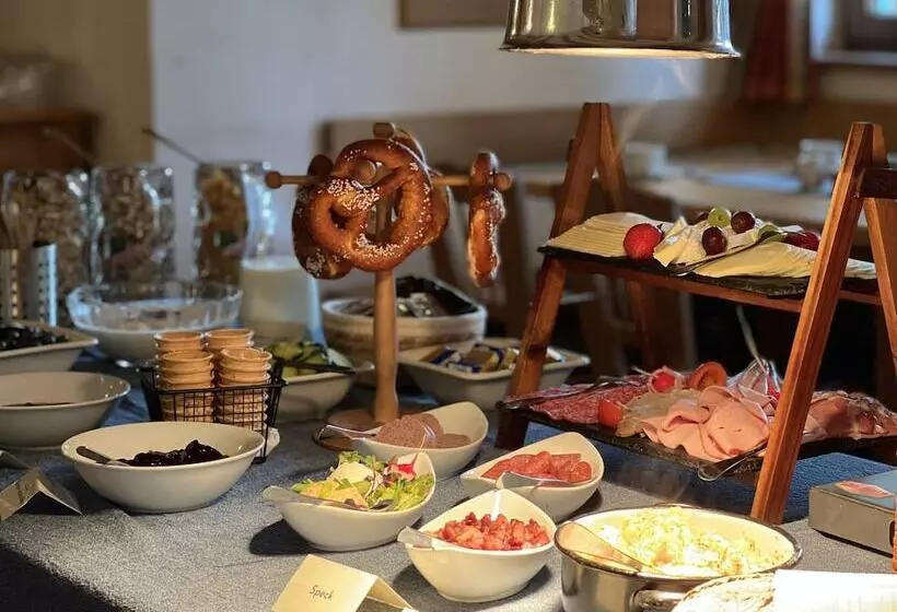 Majatalo Gasthaus Kampenwand Bernau