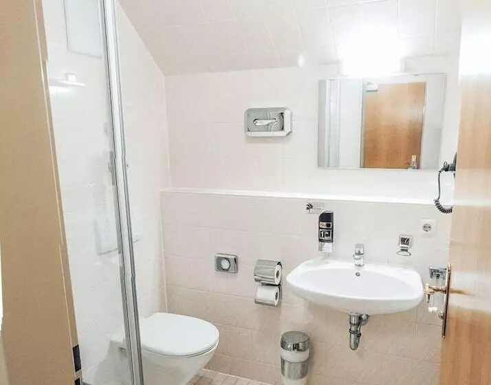 Majatalo Gasthaus Kampenwand Bernau