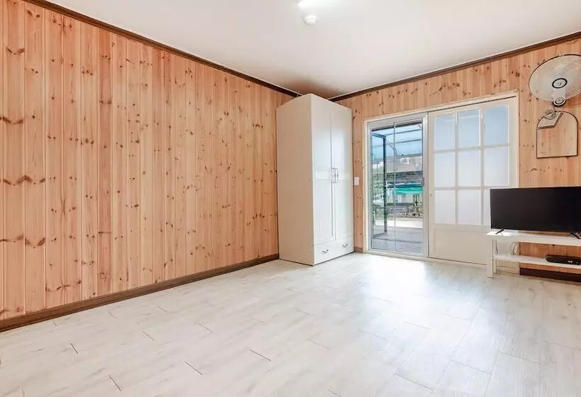 Samcheok Bongsuniunni Pension