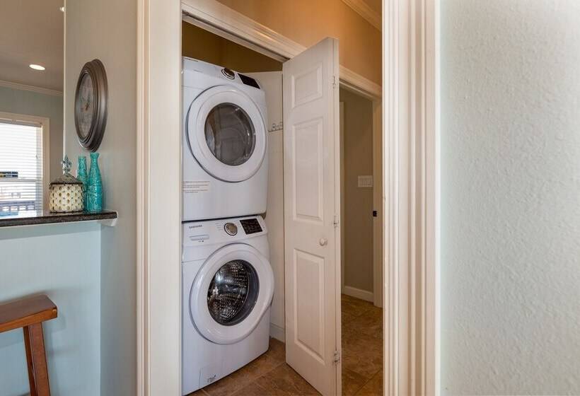 Sonny Side   Enjoy The Private And Personal Lot Space For More Family Beach Time. Unobstructed Views