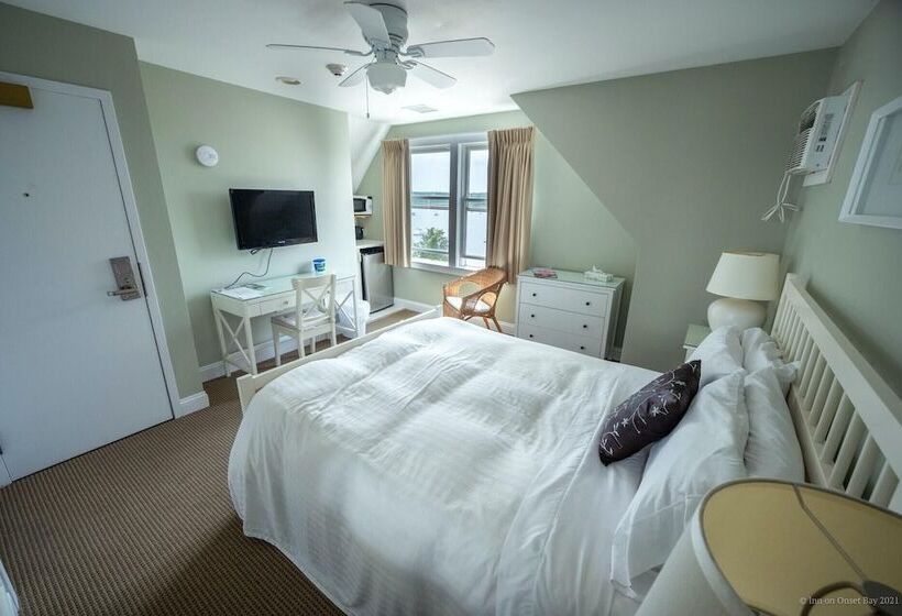 The Inn On Onset Bay