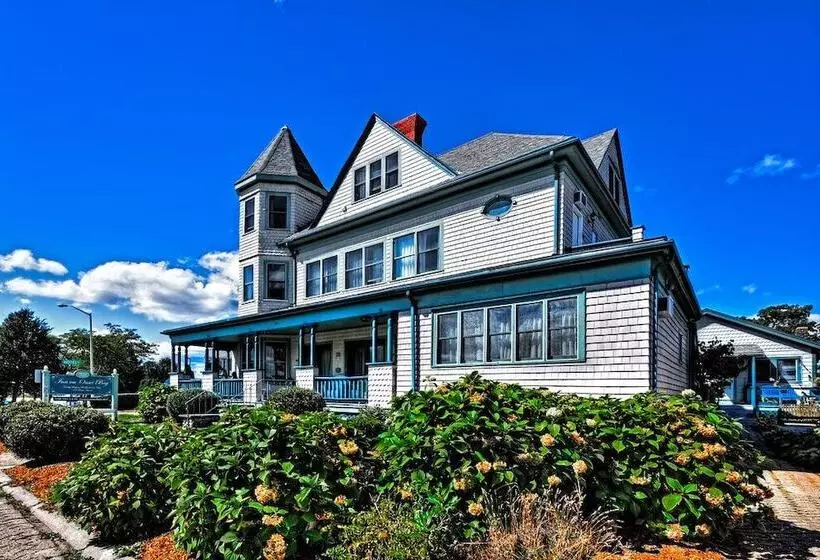 The Inn On Onset Bay