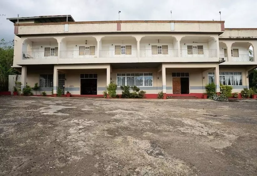 تختخواب و صبحانه Santa Crest