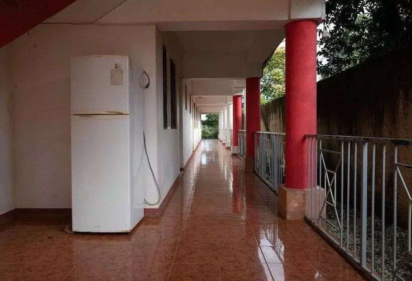 تختخواب و صبحانه Santa Crest