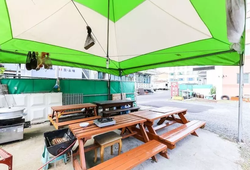Boryeong Hayan Motel
