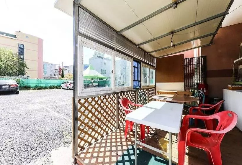 Boryeong Hayan Motel
