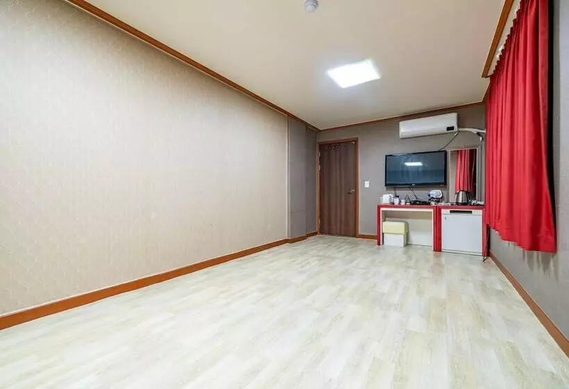 Donghae Guibuin Motel