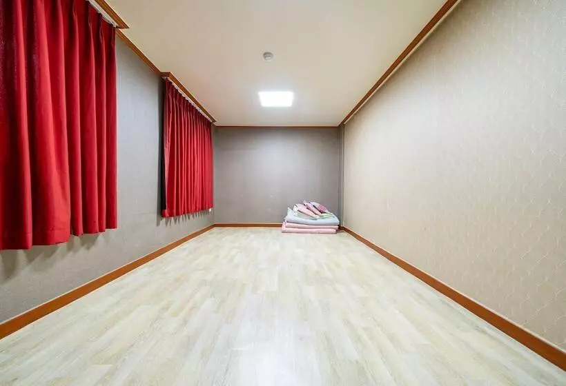 Donghae Guibuin Motel