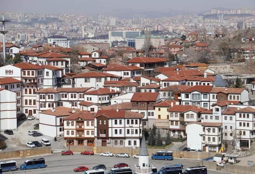 Hi̇ti̇t Otel