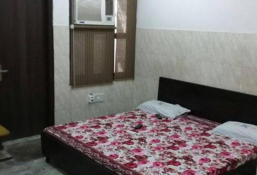 Hotel Grg Kunj Residency Mathura Near Railway Juction 950m