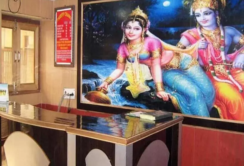 ホテル Grg Kunj Residency Mathura Near Railway Juction 950m