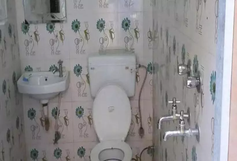 ホテル Grg Kunj Residency Mathura Near Railway Juction 950m