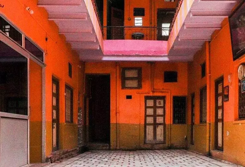 Hotelli Goroomgo Laxmi Bhawan Dharamshala Mathura