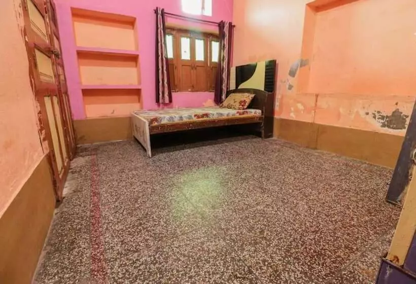 Hotelli Goroomgo Laxmi Bhawan Dharamshala Mathura