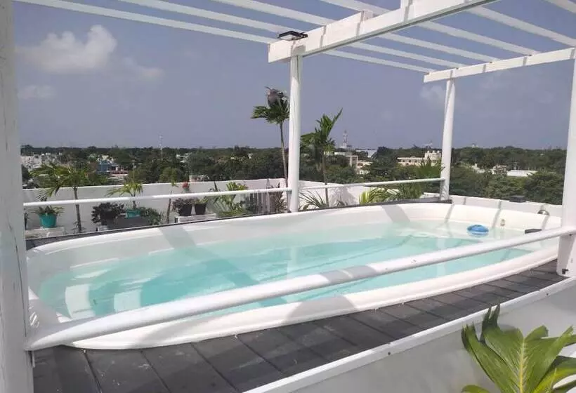 Hotelli Las Palmas Puerto Morelos