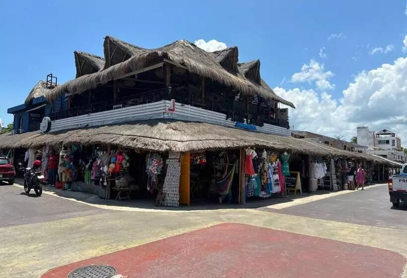 Hotelli Las Palmas Puerto Morelos