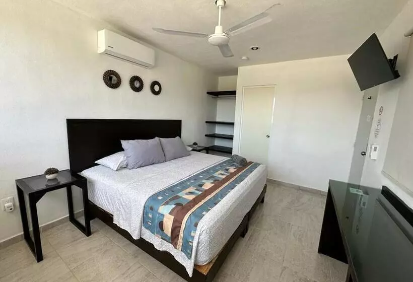 Hotelli Las Palmas Puerto Morelos
