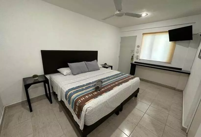 Hotelli Las Palmas Puerto Morelos