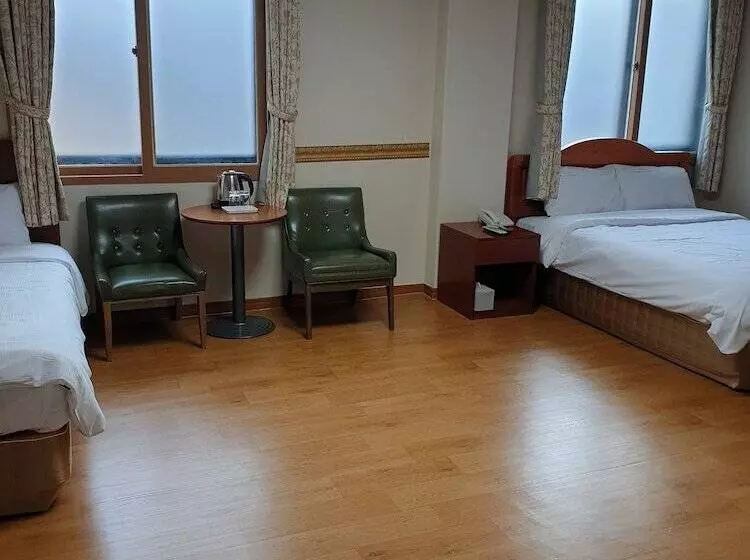 ホテル Munkyung Tourist