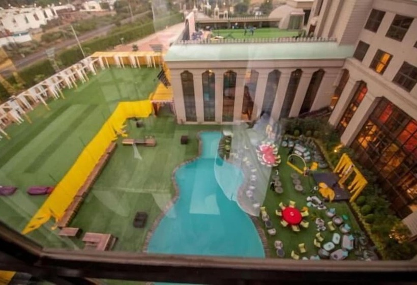 فندق Shawn Elizey