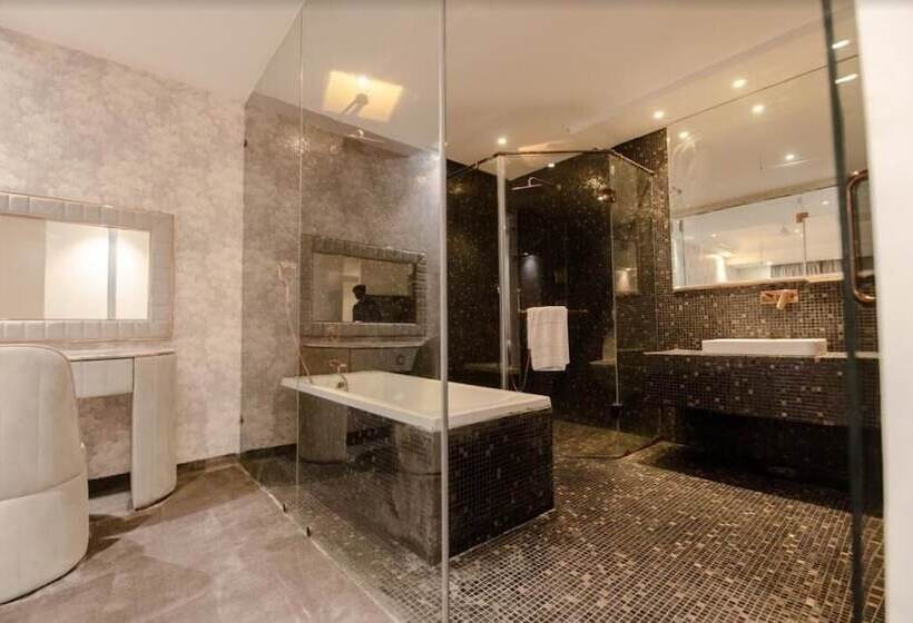 فندق Shawn Elizey