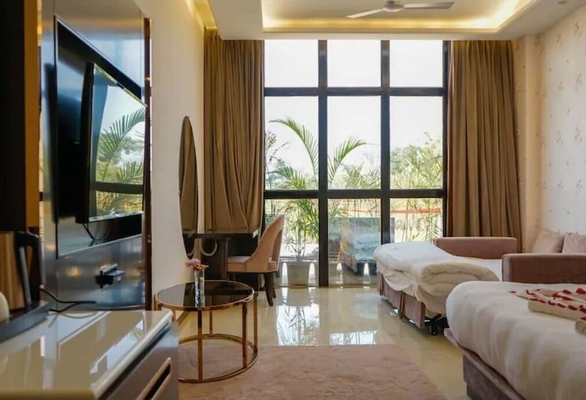 فندق Shawn Elizey