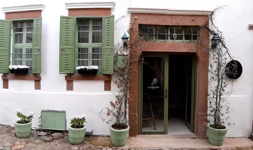 La Luna Otel Cunda