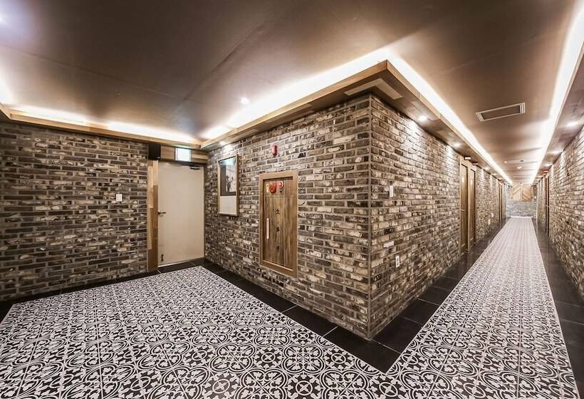 فندق على الطريق Daegu Seongseo French