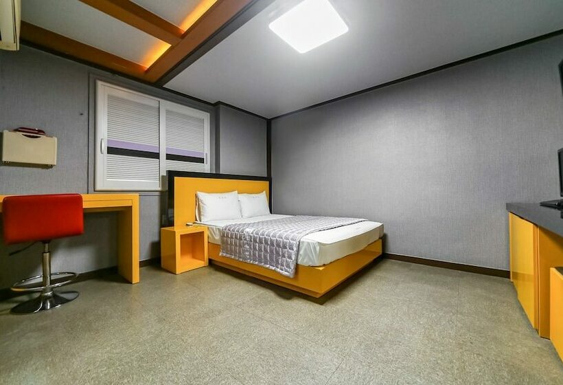 Motel Pohang Jukdo Market Rivera
