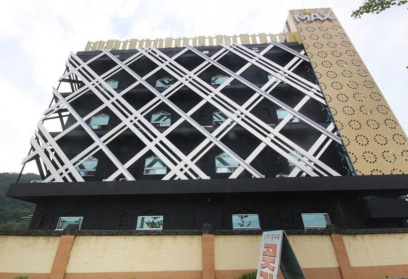 فندق على الطريق Sangju Max