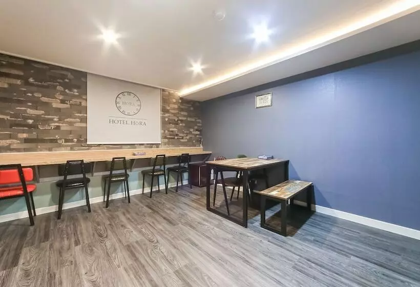 Motelli Tongyeong Hotel Hora
