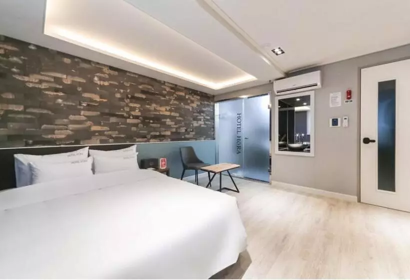 Motelli Tongyeong Hotel Hora