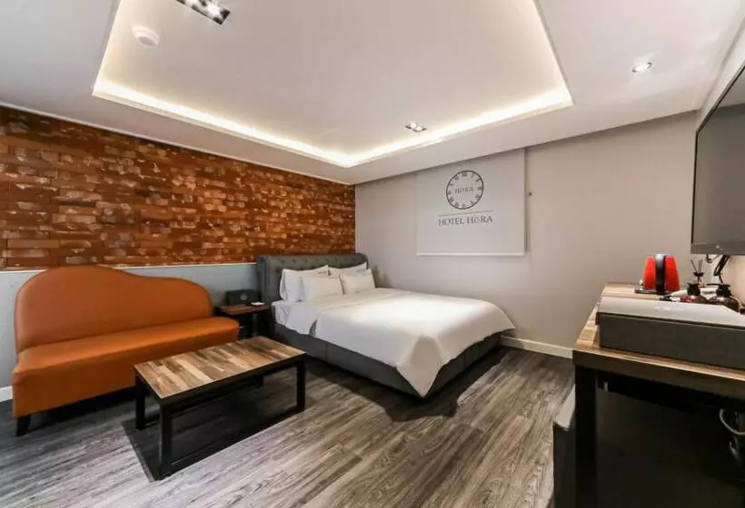 Motelli Tongyeong Hotel Hora