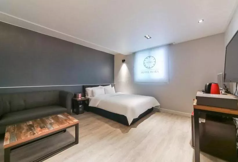 Motelli Tongyeong Hotel Hora