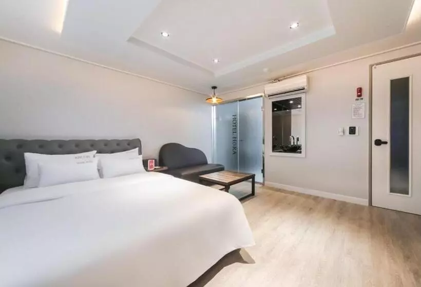 Motelli Tongyeong Hotel Hora