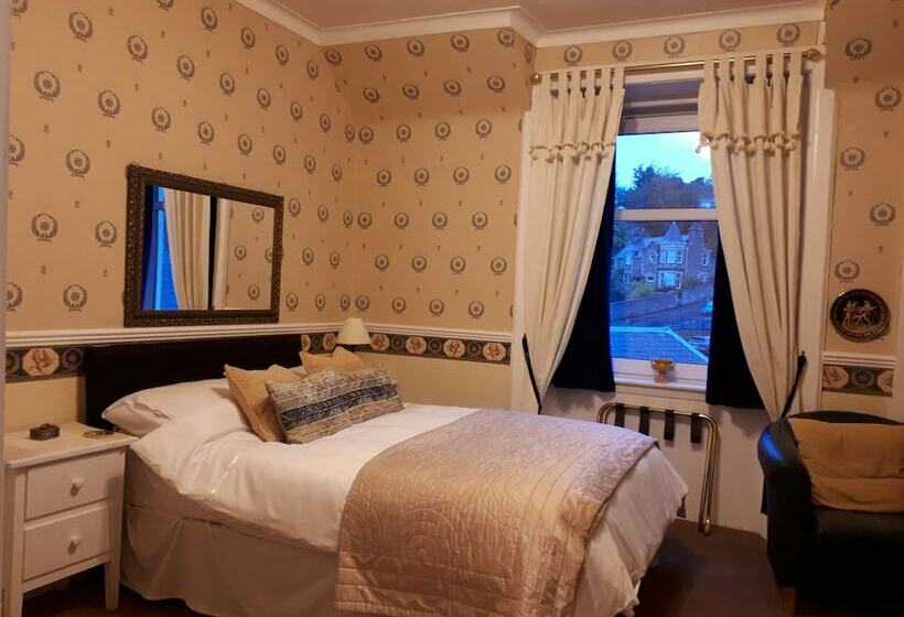 ペンション Ashley House Guest House