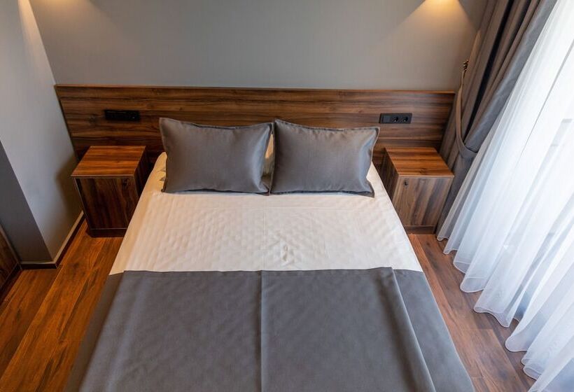 פנסיון Deniz Otel