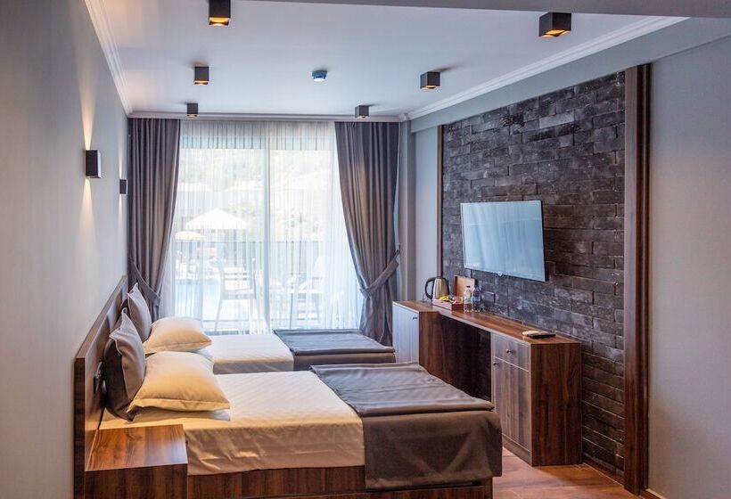 פנסיון Deniz Otel