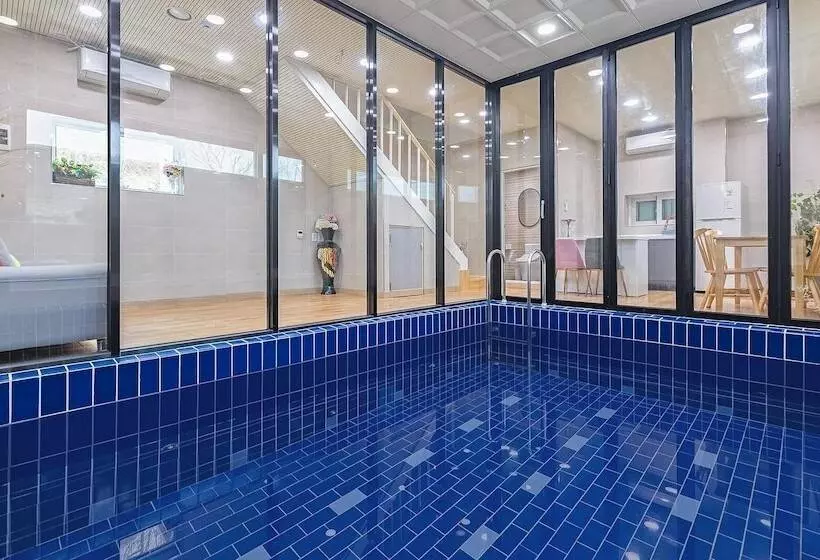 ペンション Gapyeong Ddel Poolvilla