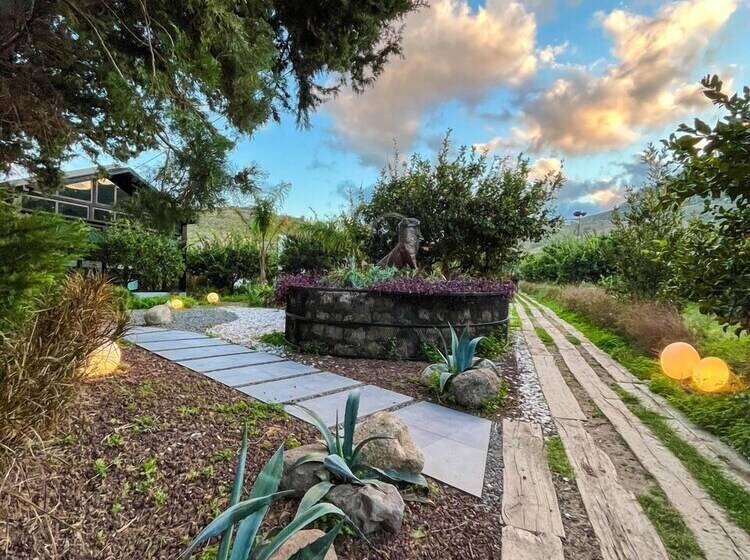 膳宿费 Tiny Town Kuyucak