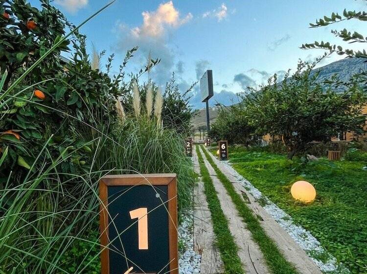 膳宿费 Tiny Town Kuyucak